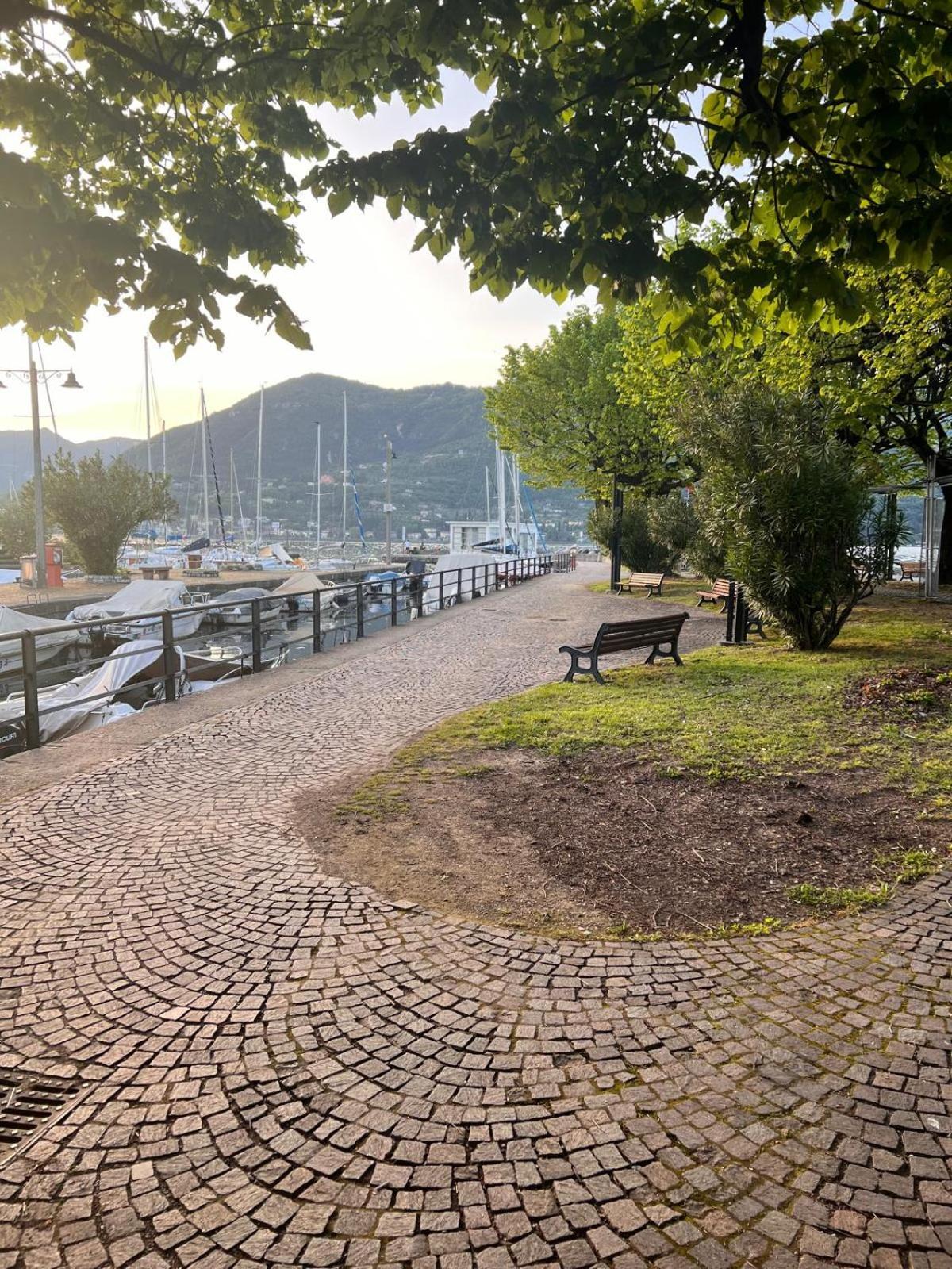 La Finestra Sul Garda Dreaming Holidays San Felice del Benaco Exterior foto
