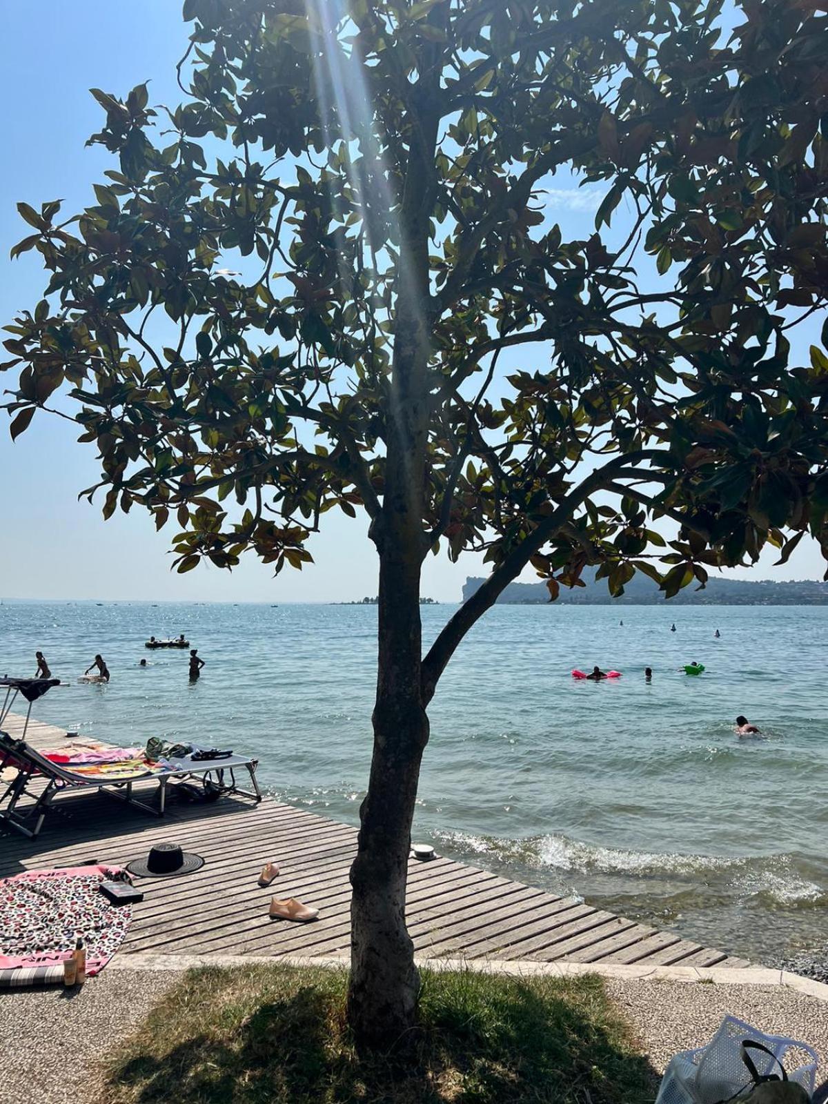 La Finestra Sul Garda Dreaming Holidays San Felice del Benaco Exterior foto